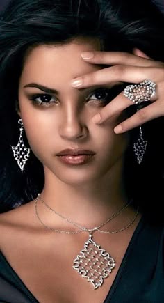 Earring 4