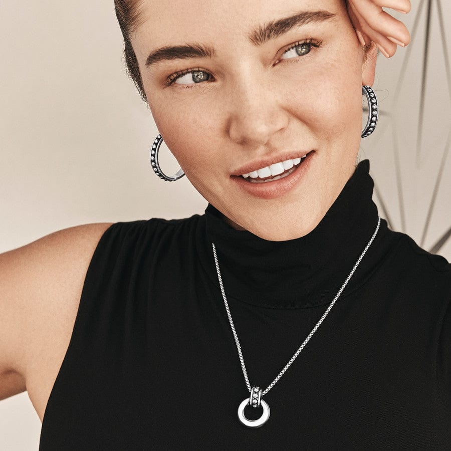 Pendant 3